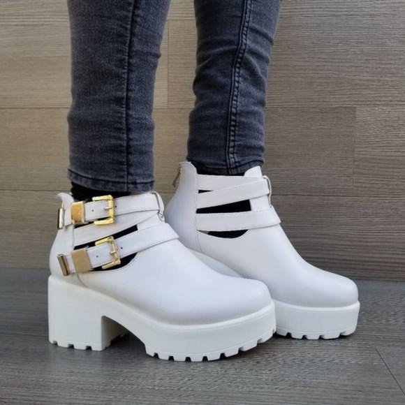 Chunky 90s Grunge White Ankle Spring Boots - Picture 2 of 8